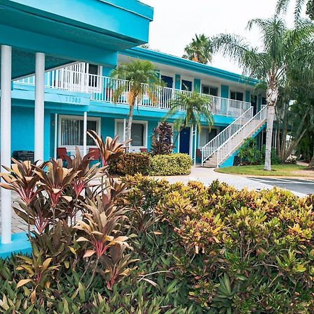 Bayside Inn And Marina Treasure Island Esterno foto